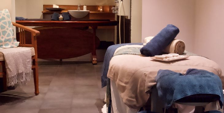 Spa room, Vichy Shower, Day Spa, Palm Cove Day Spa, Massage, Facial, award wining spa in Palm Cove, Massage Cairns